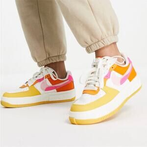 Nike Air Force 1 Fontanka Summit White/Hyper Pink/Solar Flare Women's 7 Low Top